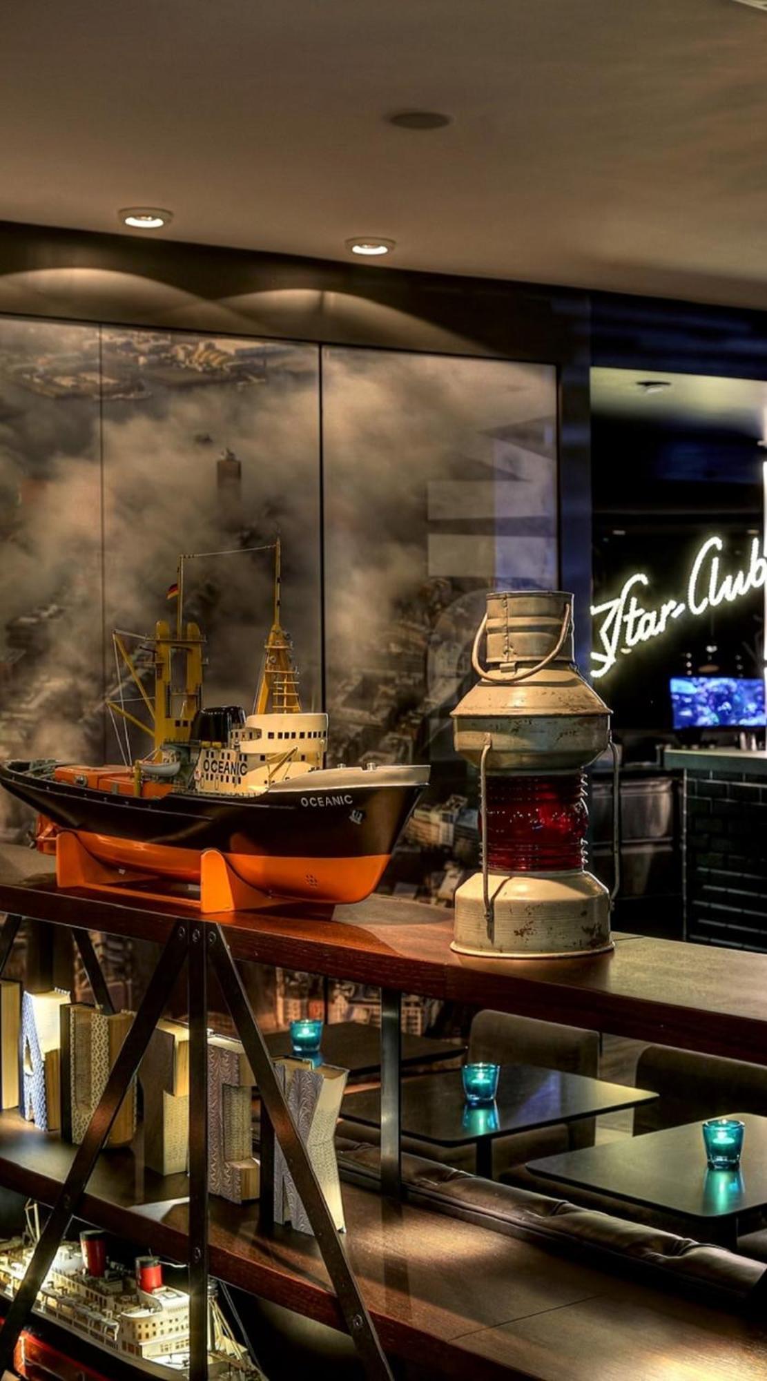 Motel One Hamburg Am Michel Экстерьер фото