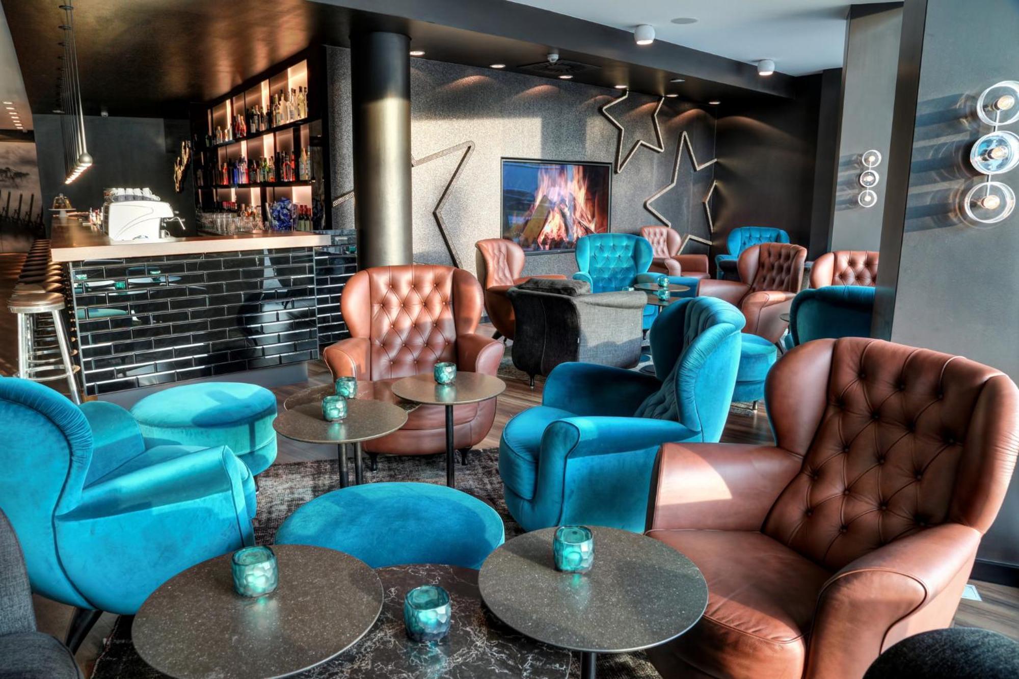 Motel One Hamburg Am Michel Экстерьер фото