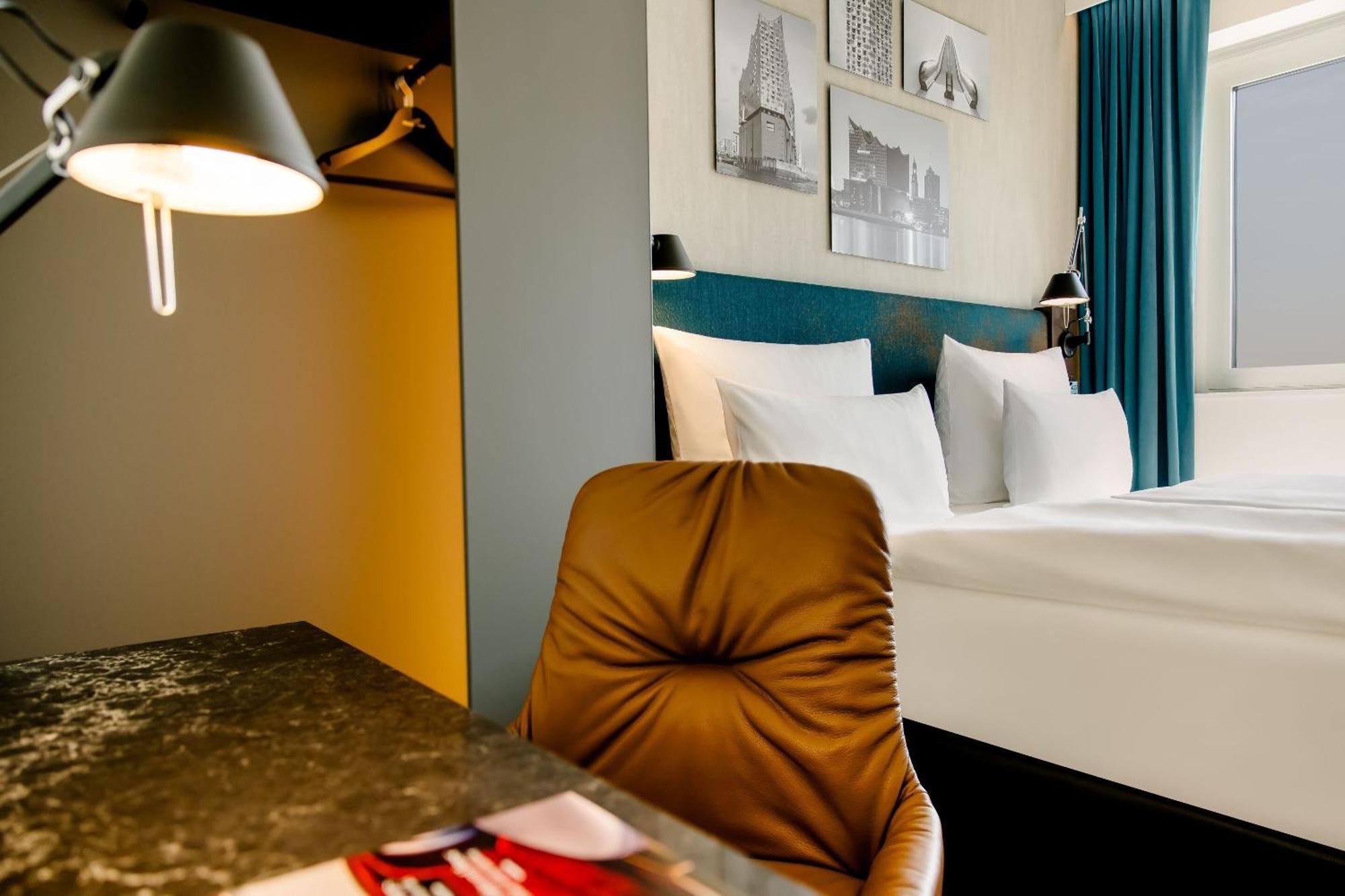 Motel One Hamburg Am Michel Экстерьер фото