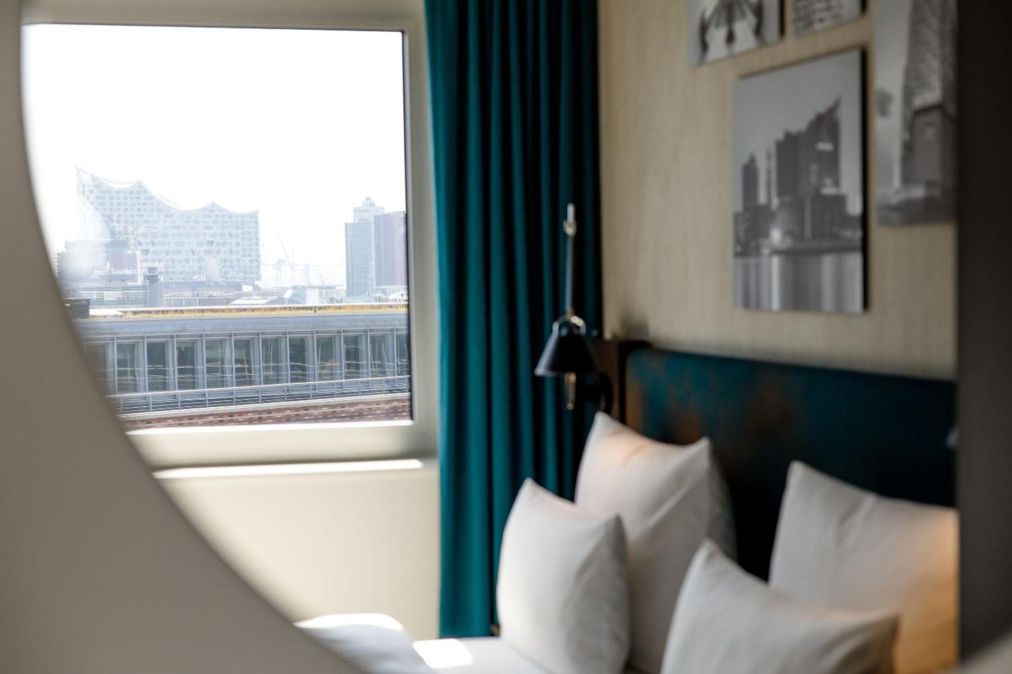 Motel One Hamburg Am Michel Экстерьер фото